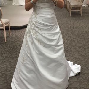 Strapless A-Line Wedding Dress w/ Side Drape